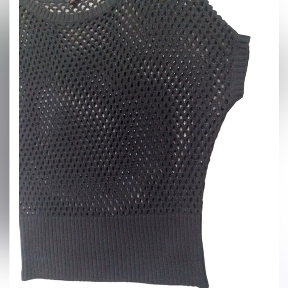 G by Guess | Black Open Crochet Knit  Drop  Shoulder Tunic Sweater Top - Picture 8 of 10